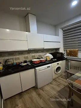 Satılır 3 otaqlı köhnə tikili 85 m²