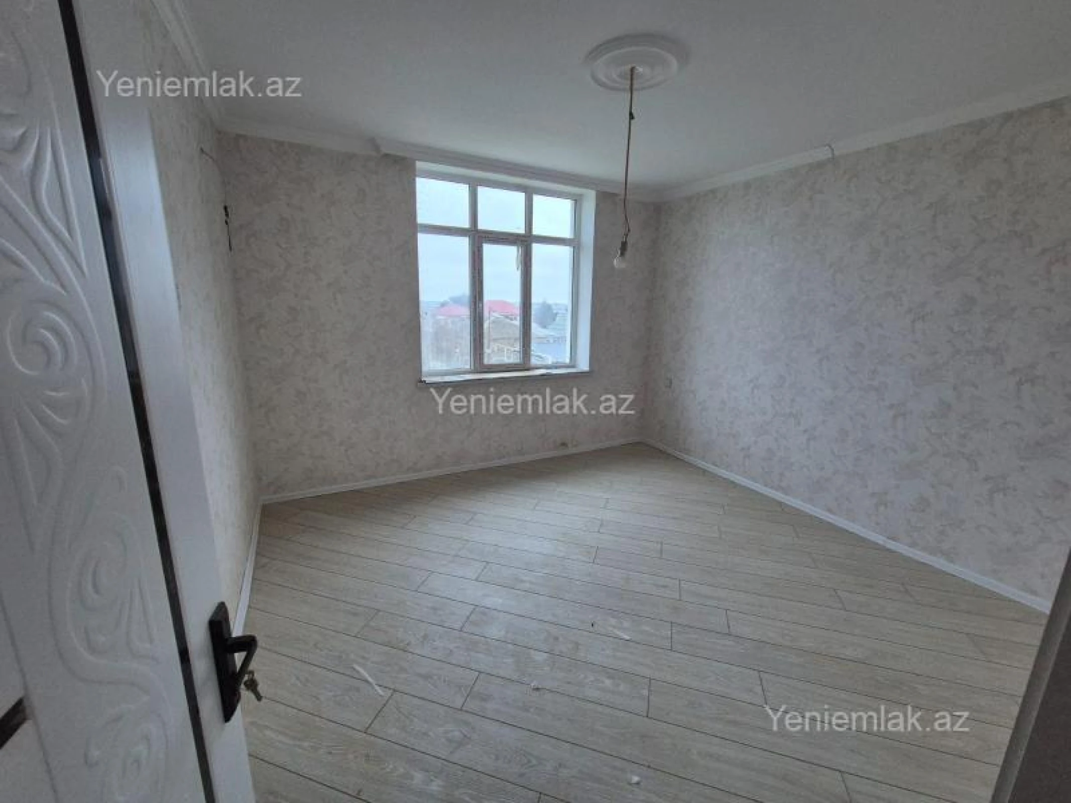 Satılır 4 otaqlı həyət evi 150 m²
