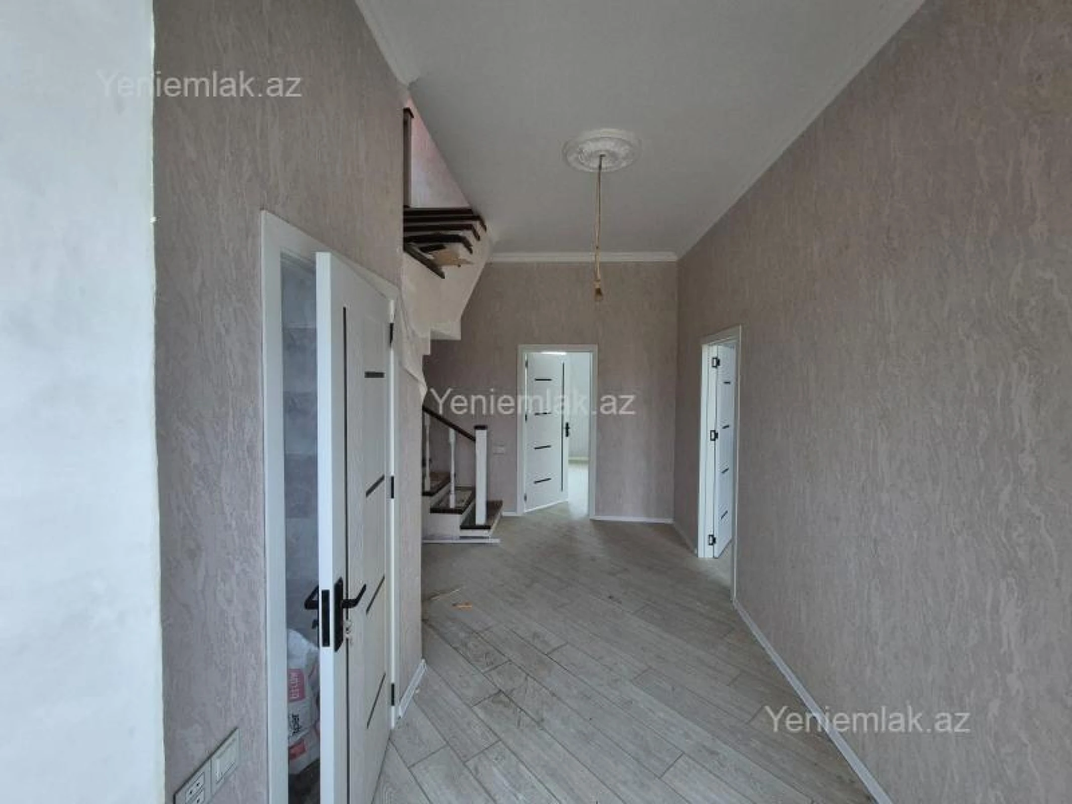 Satılır 4 otaqlı həyət evi 150 m²