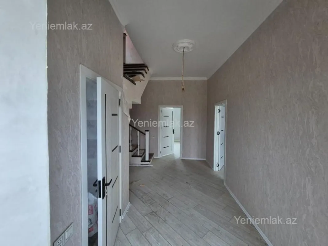 Satılır 4 otaqlı həyət evi 150 m²