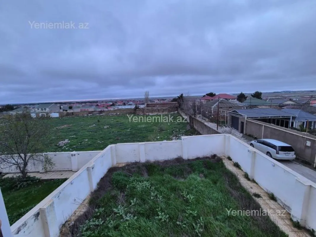 Satılır 4 otaqlı həyət evi 150 m²