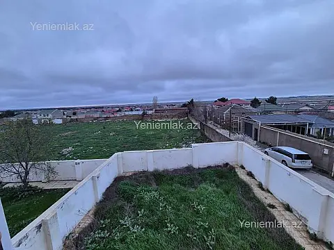 Satılır 4 otaqlı həyət evi 150 m²