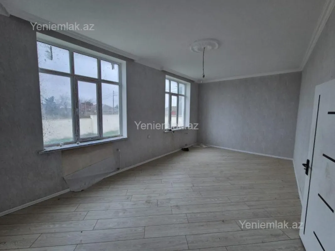 Satılır 4 otaqlı həyət evi 150 m²