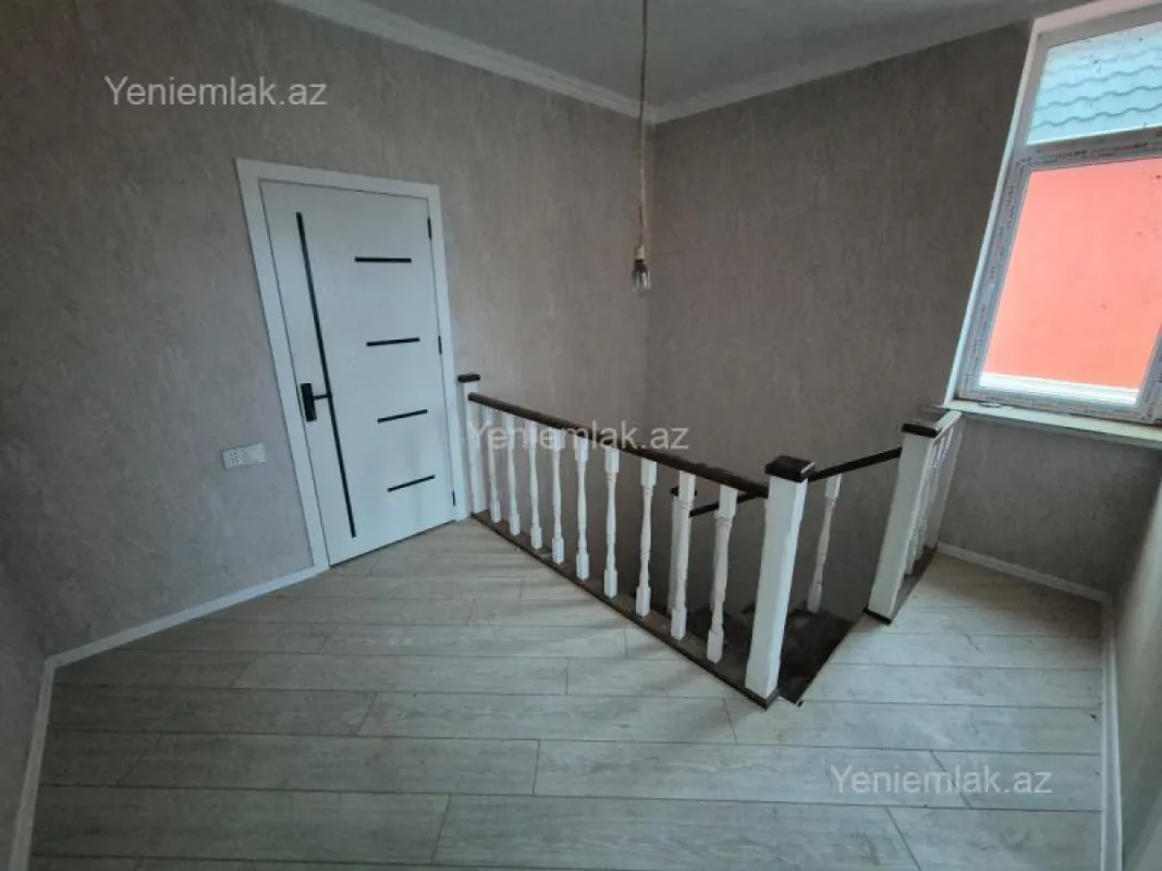 Satılır 4 otaqlı həyət evi 150 m²