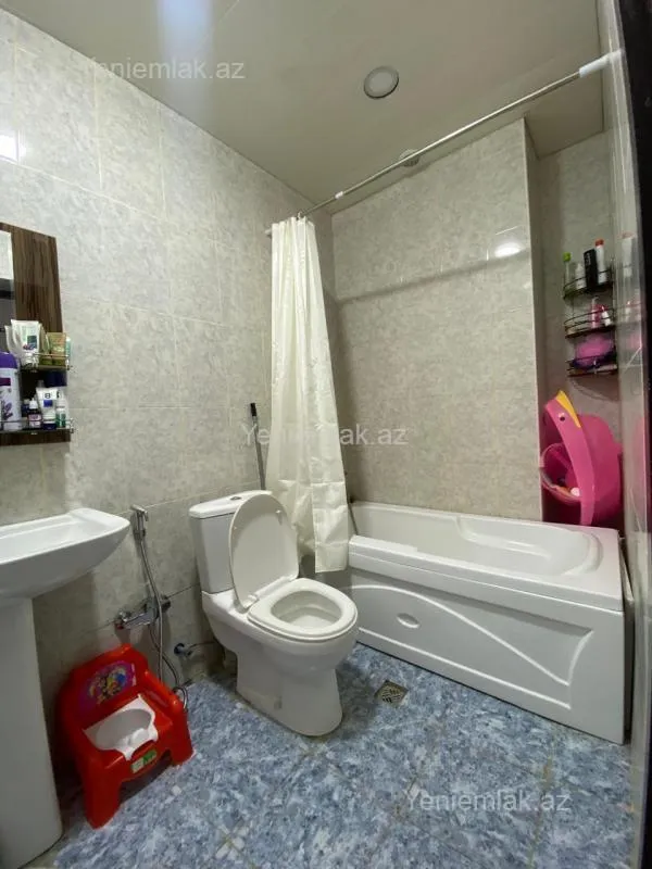 Satılır 3 otaqlı yeni tikili 78 m²