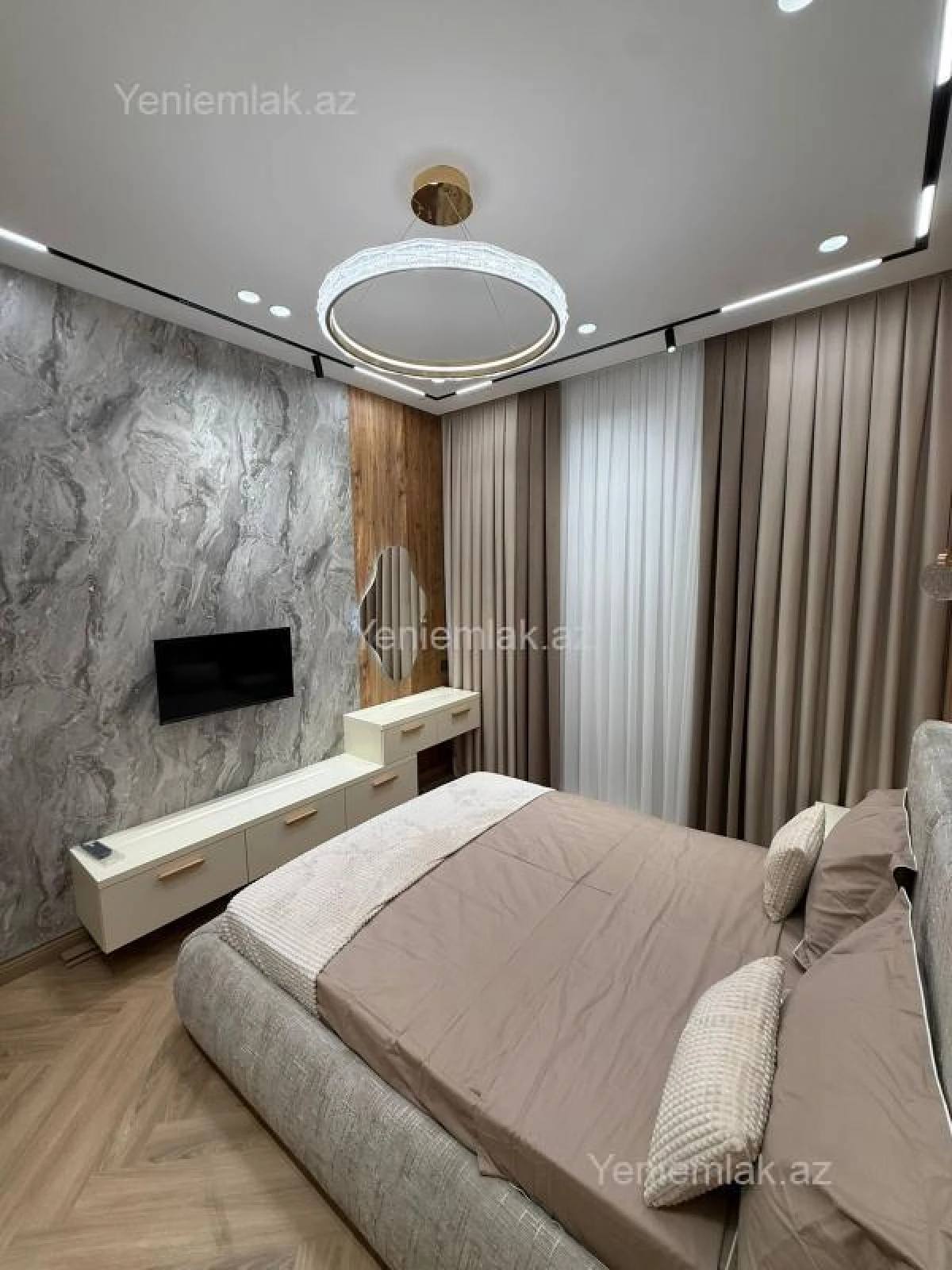 Satılır 2 otaqlı yeni tikili 83 m²