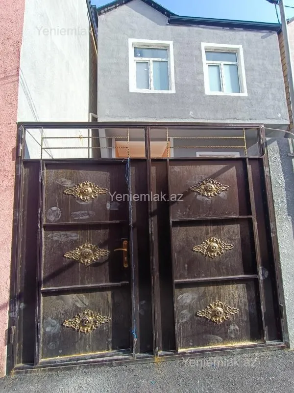 Satılır 4 otaqlı həyət evi 118 m²