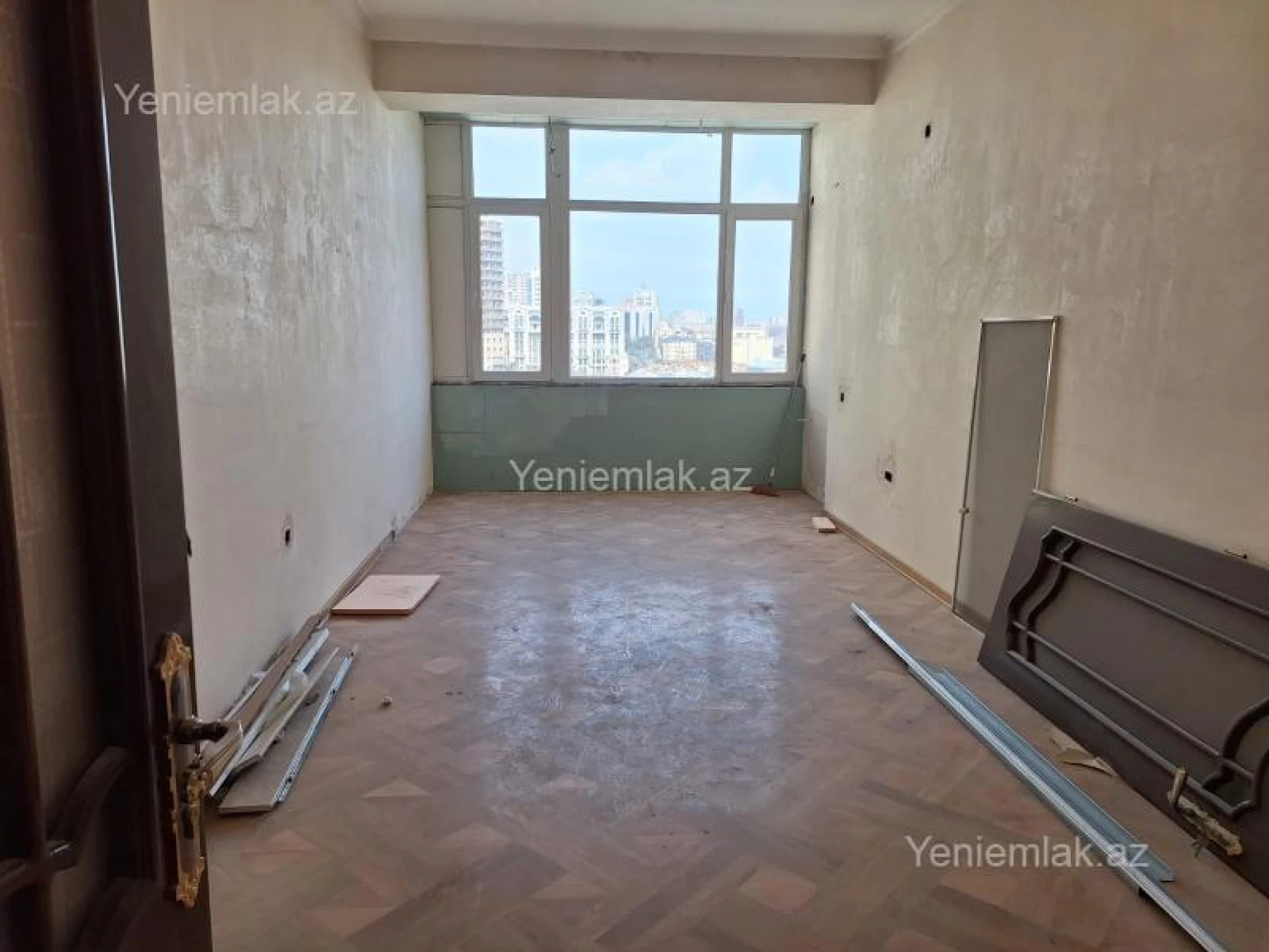 Satılır 3 otaqlı yeni tikili 155 m²