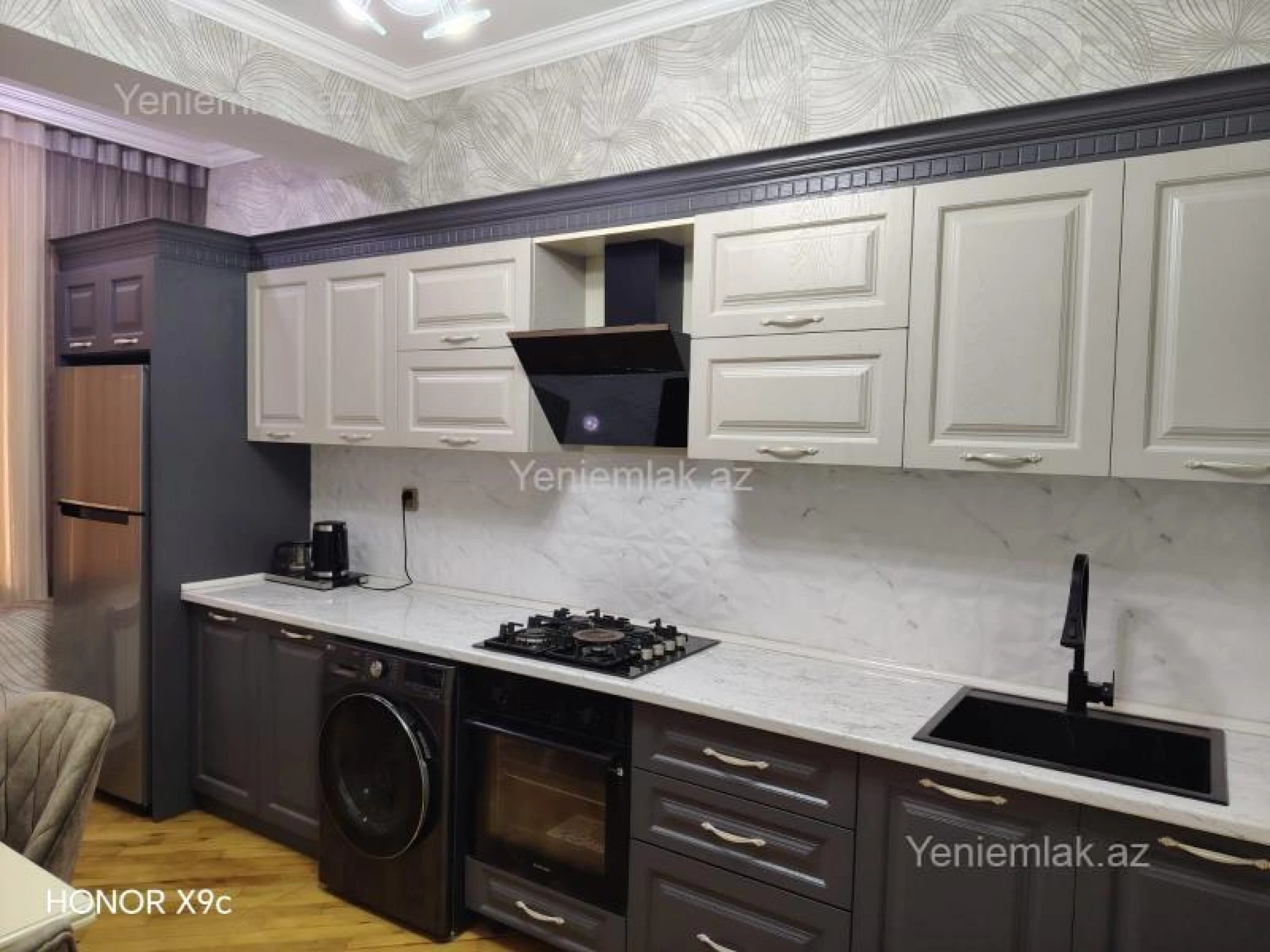 Satılır 2 otaqlı yeni tikili 64 m²