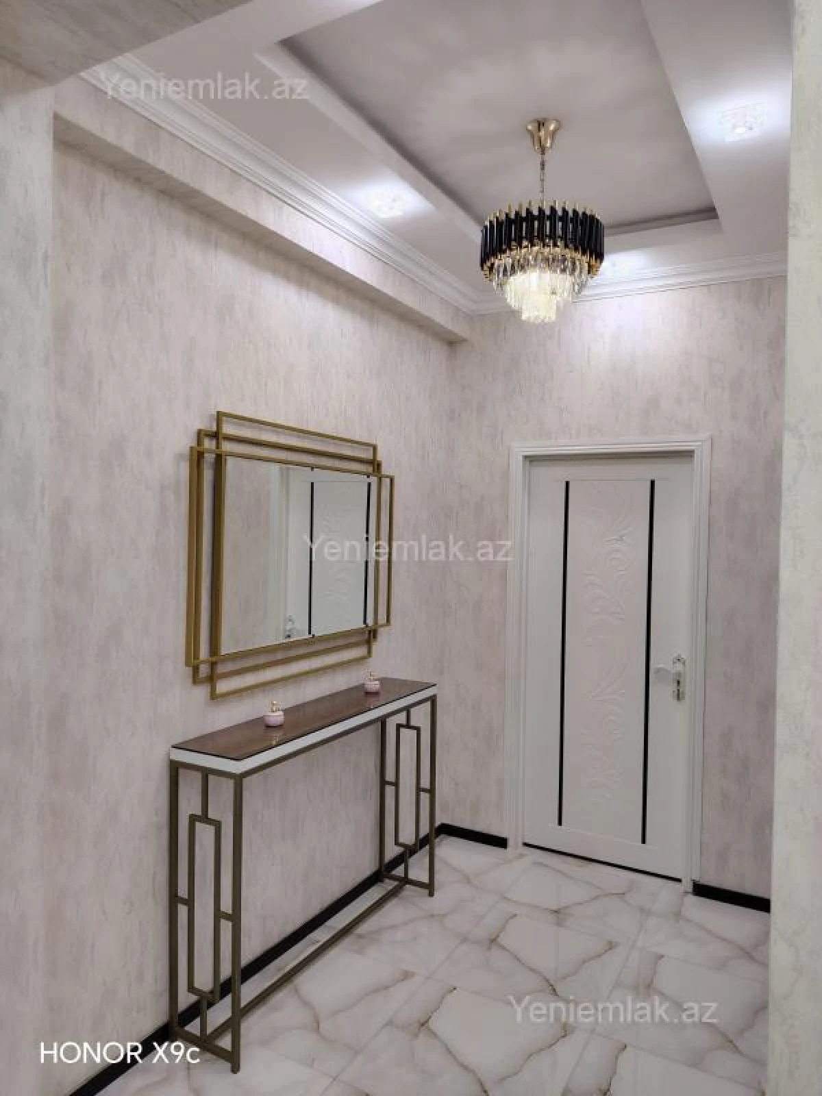 Satılır 2 otaqlı yeni tikili 64 m²