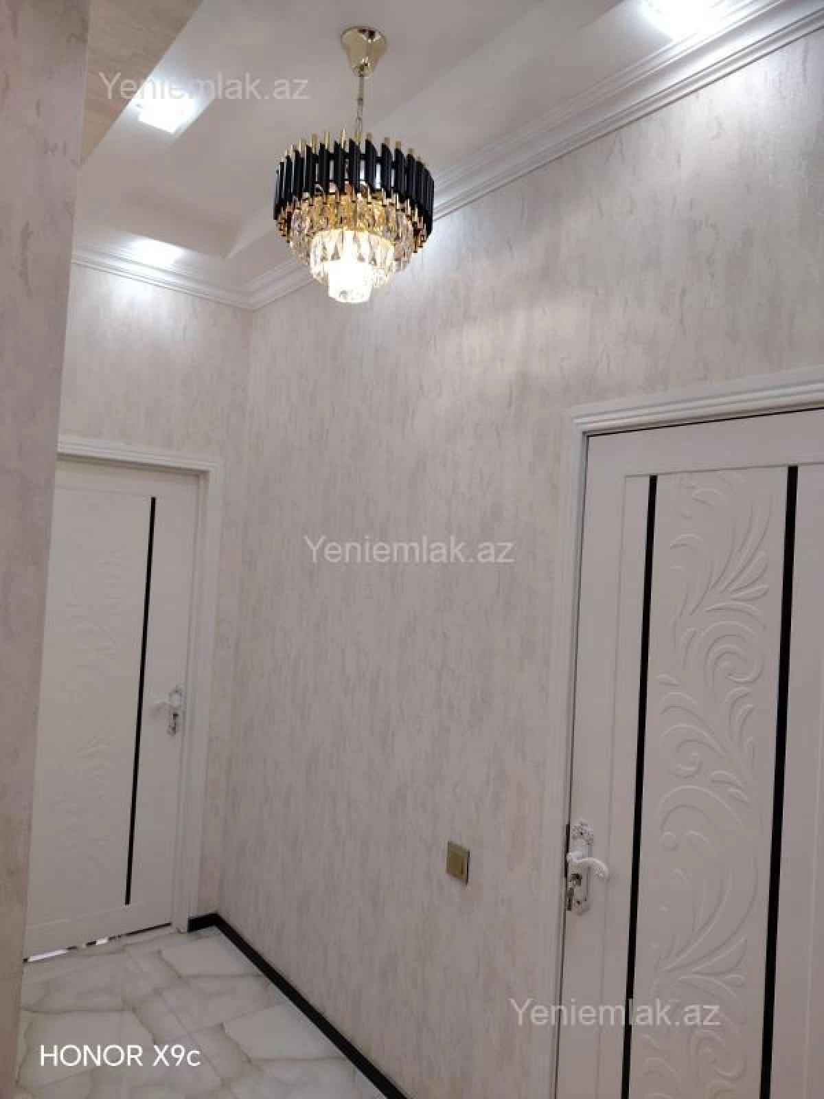 Satılır 2 otaqlı yeni tikili 64 m²
