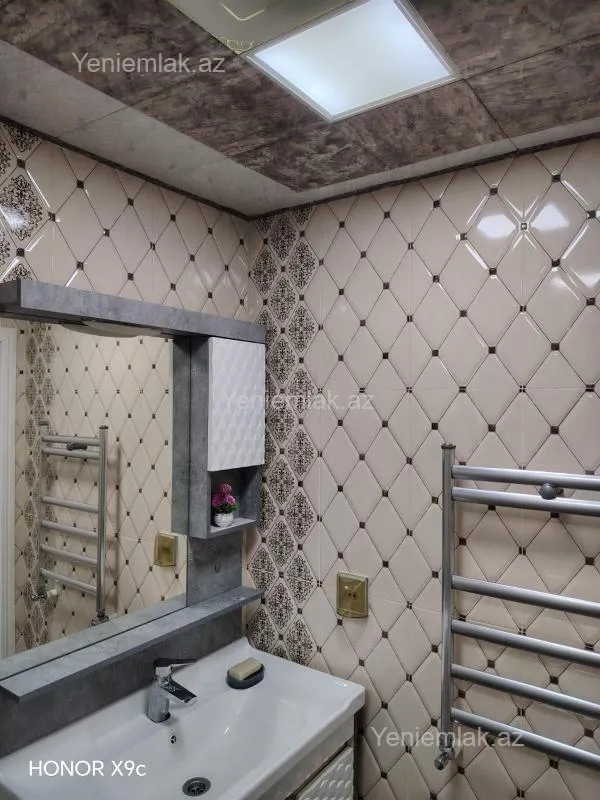 Satılır 2 otaqlı yeni tikili 64 m²