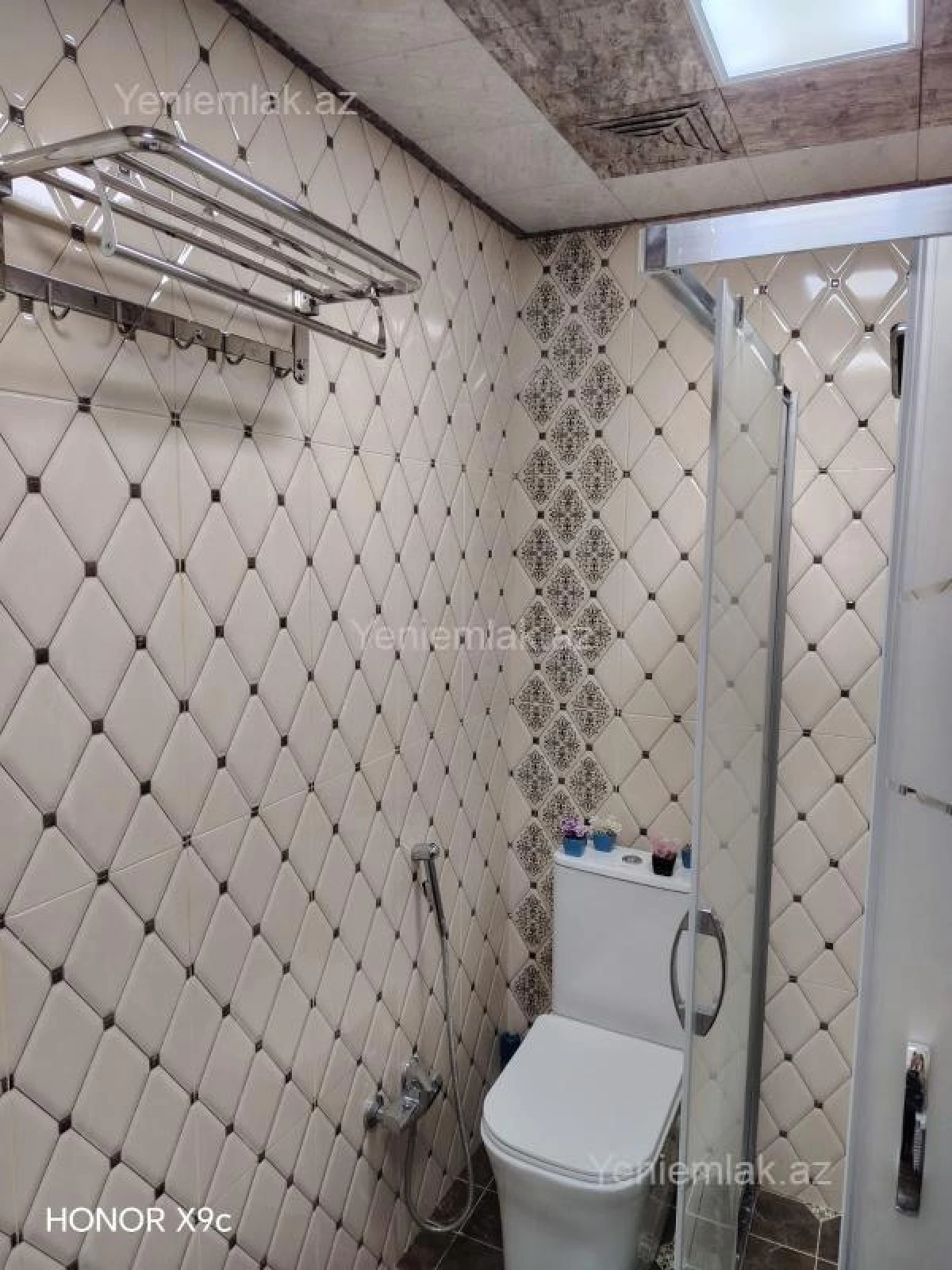 Satılır 2 otaqlı yeni tikili 64 m²