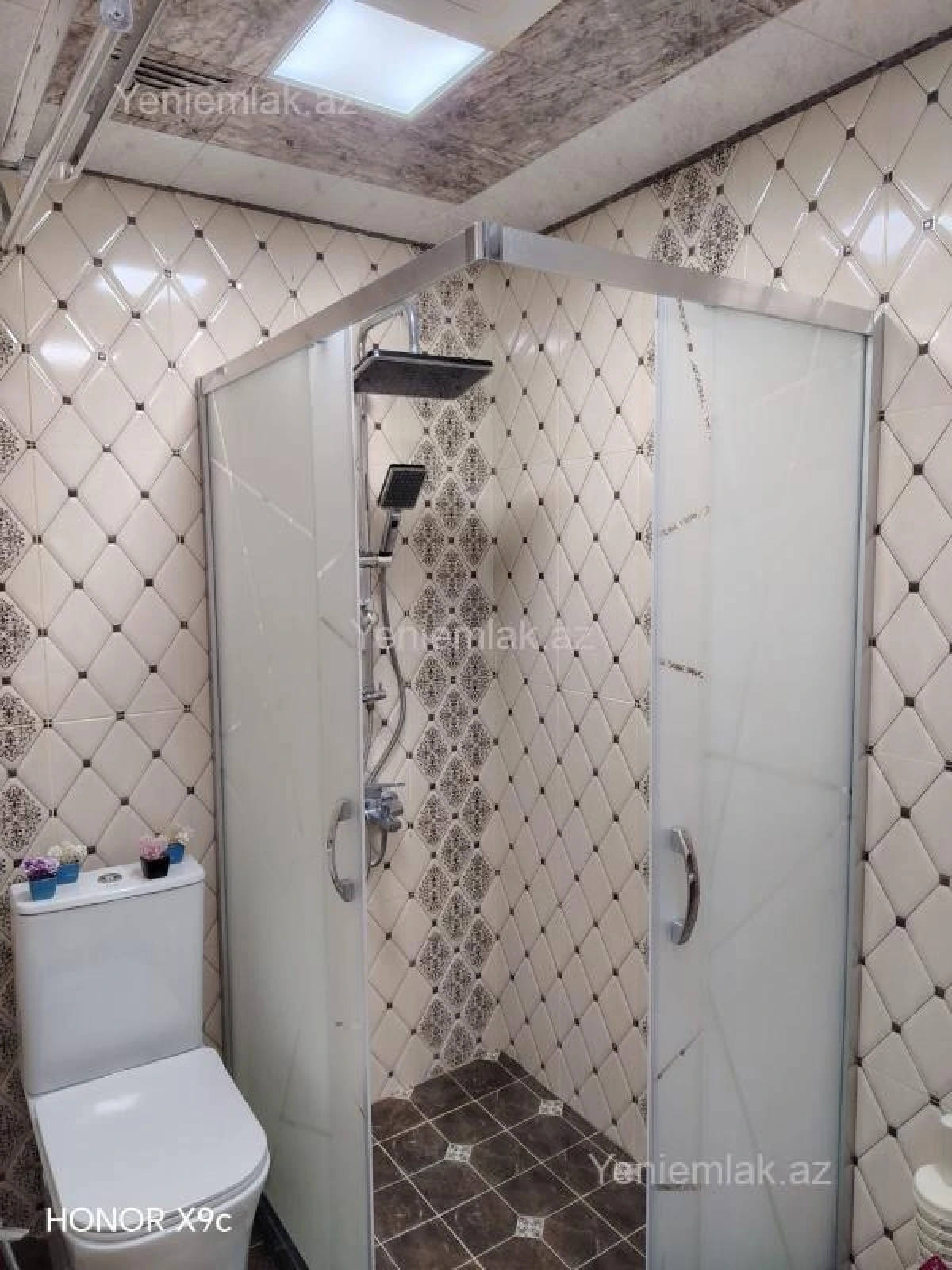 Satılır 2 otaqlı yeni tikili 64 m²