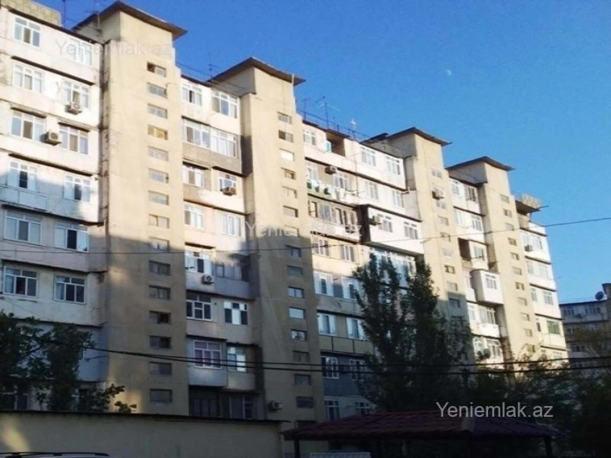 Satılır 3 otaqlı köhnə tikili 80 m²