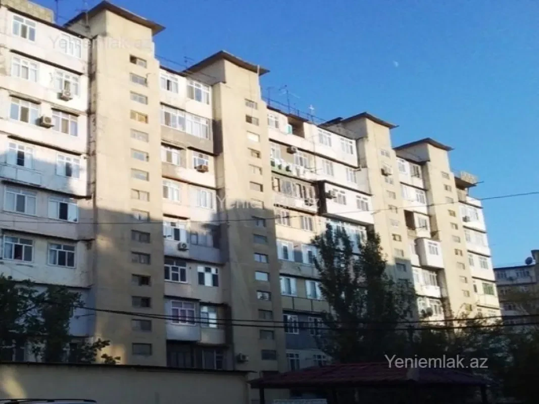 Satılır 3 otaqlı köhnə tikili 80 m²