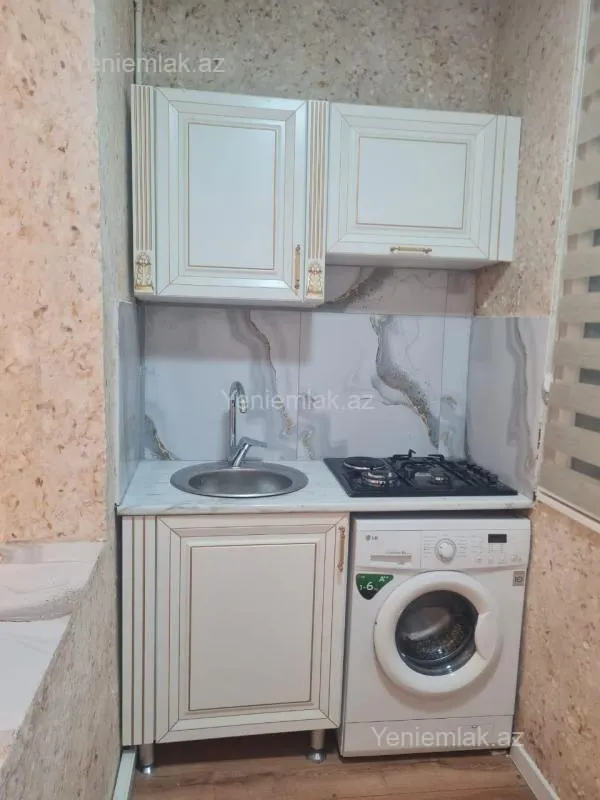 Satılır 2 otaqlı köhnə tikili 50 m²