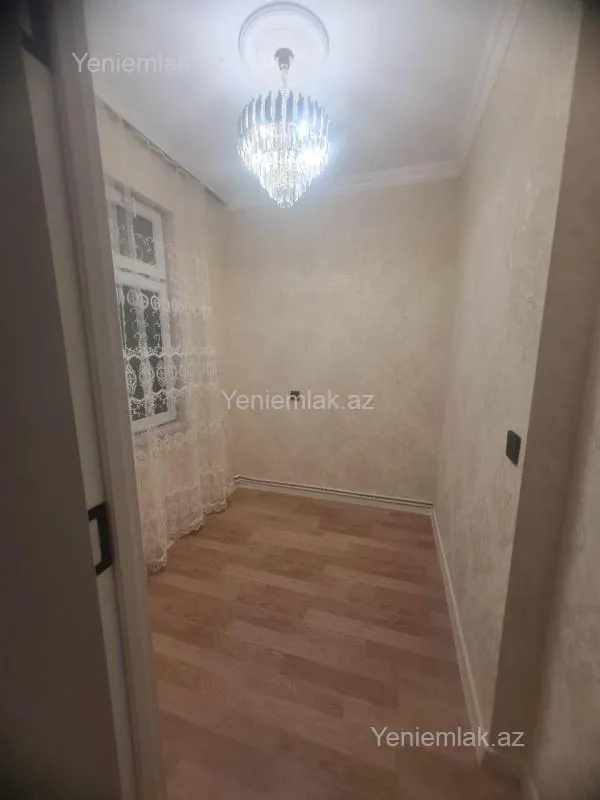 Satılır 2 otaqlı köhnə tikili 50 m²