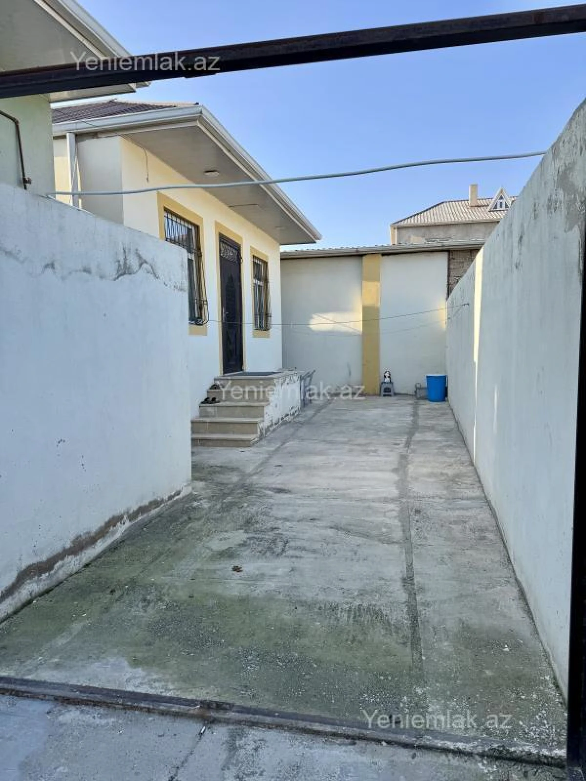 Satılır 3 otaqlı həyət evi 64 m²