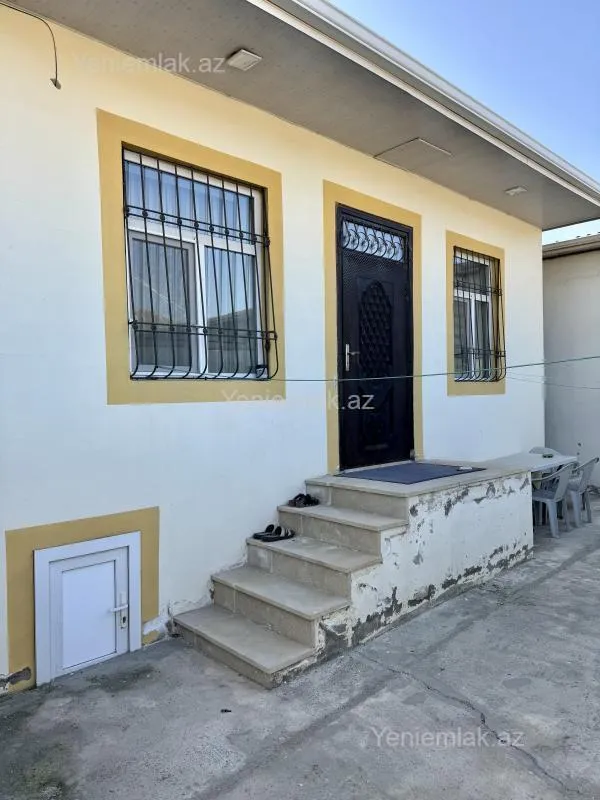 Satılır 3 otaqlı həyət evi 64 m²