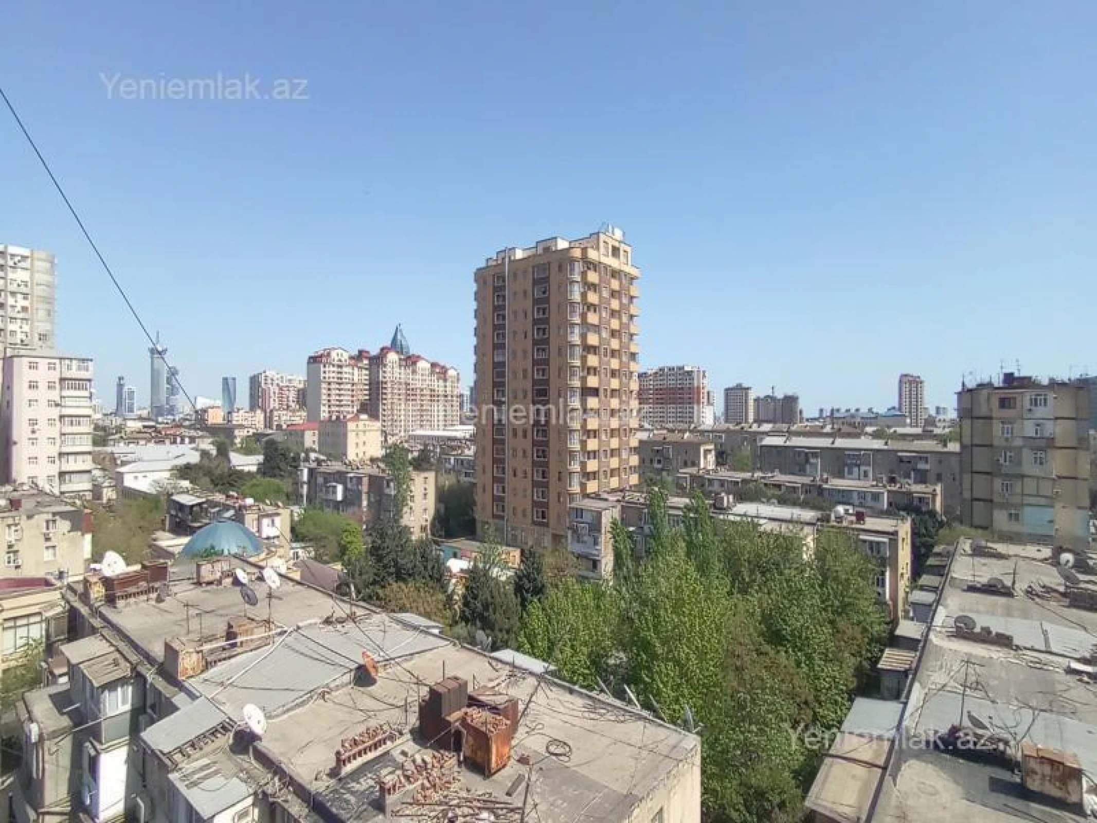 Satılır 3 otaqlı köhnə tikili 75 m²