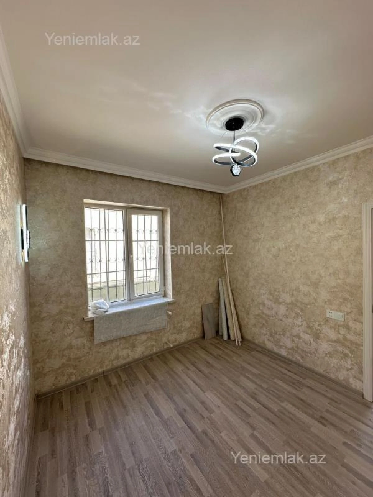 Satılır 3 otaqlı həyət evi 65 m²