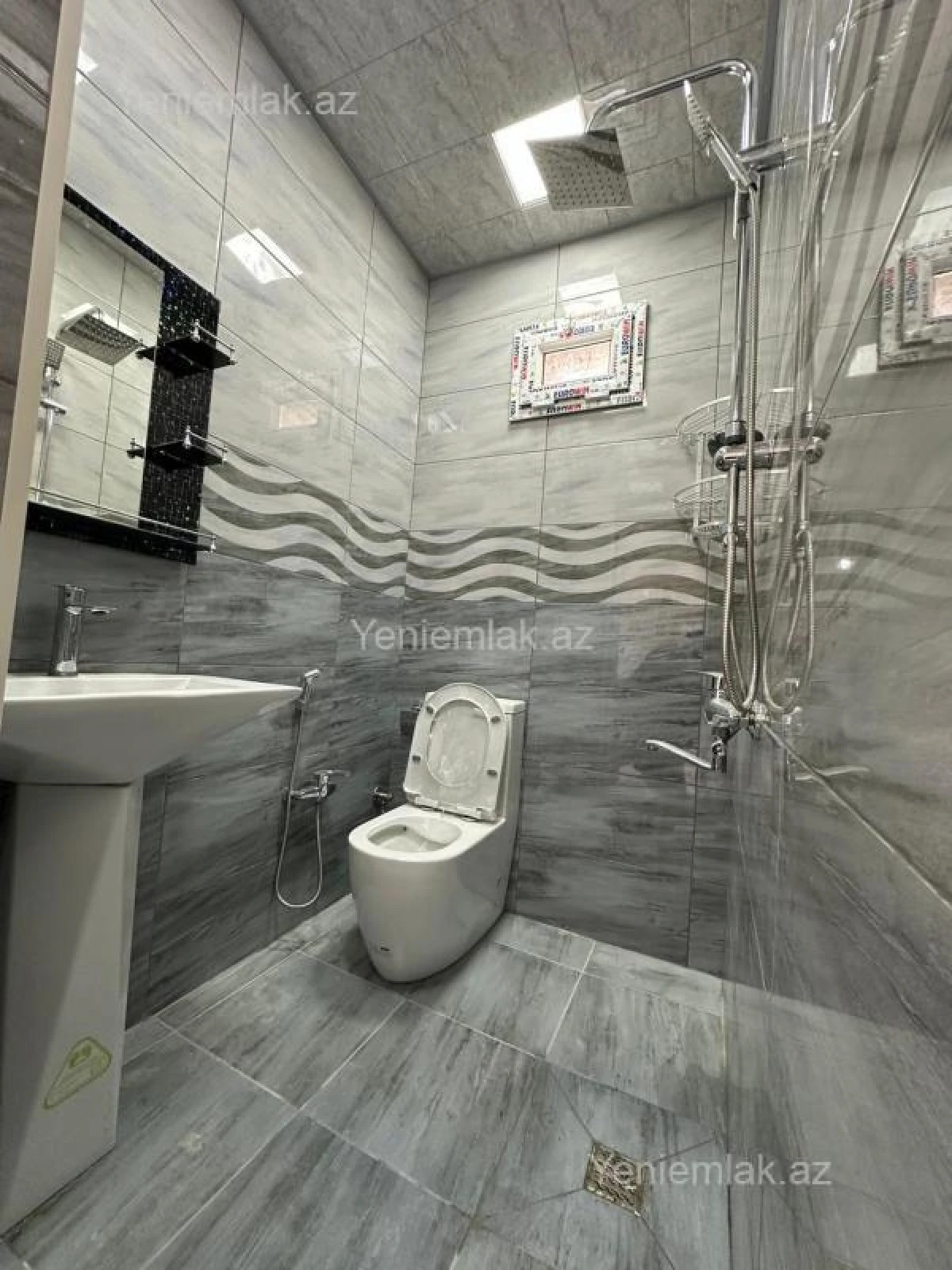 Satılır 3 otaqlı həyət evi 65 m²