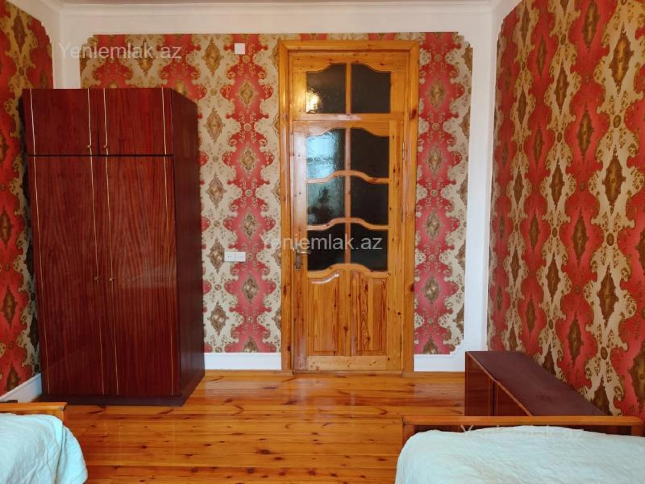 Satılır 8 otaqlı həyət evi 286 m²