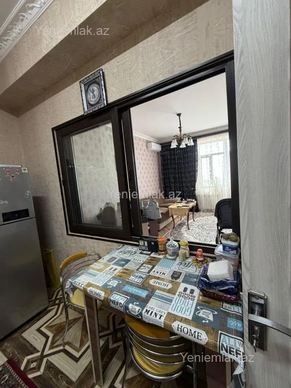 Satılır 2 otaqlı yeni tikili 60 m²