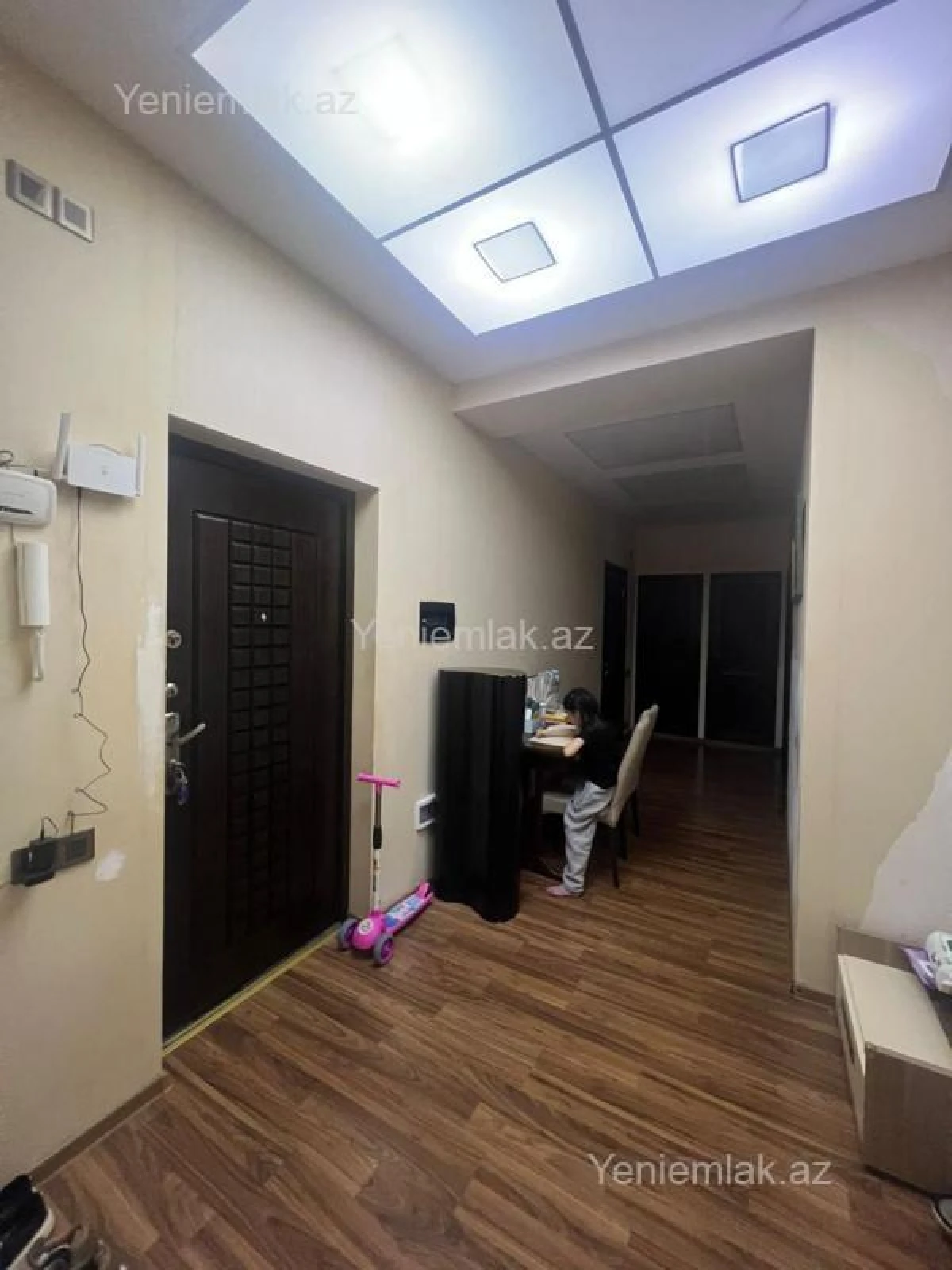 Satılır 3 otaqlı yeni tikili 98 m²