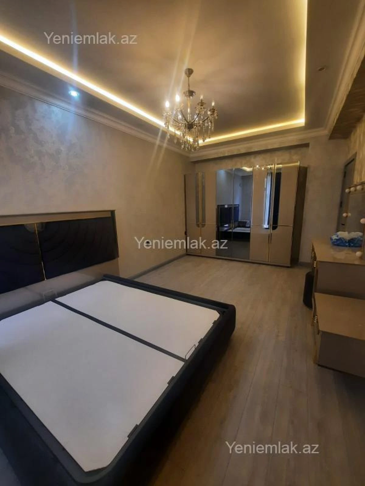 Satılır 2 otaqlı yeni tikili 85 m²