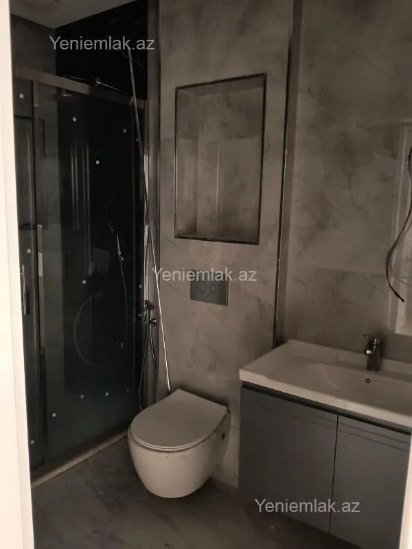 Satılır 2 otaqlı yeni tikili 71 m²