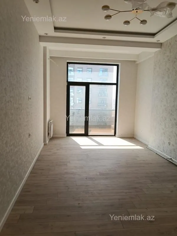 Satılır 2 otaqlı yeni tikili 71 m²