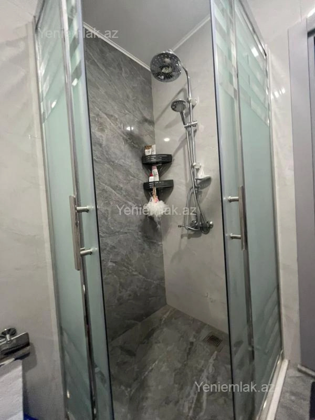 Satılır 2 otaqlı yeni tikili 61 m²