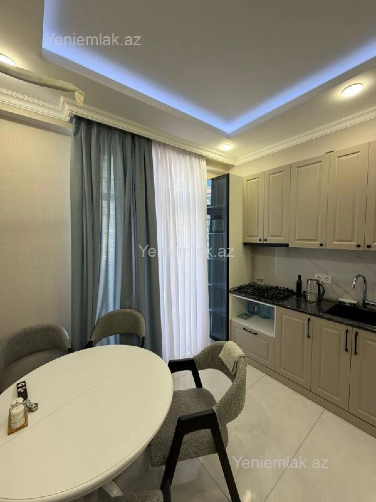 Satılır 2 otaqlı yeni tikili 61 m²