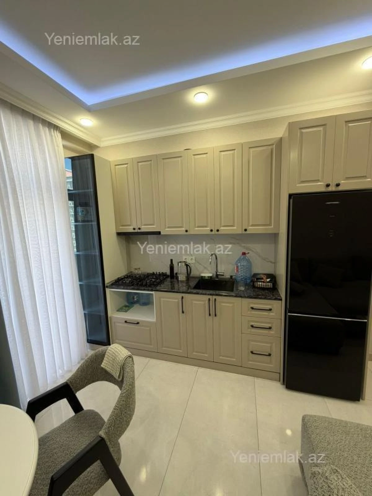 Satılır 2 otaqlı yeni tikili 61 m²