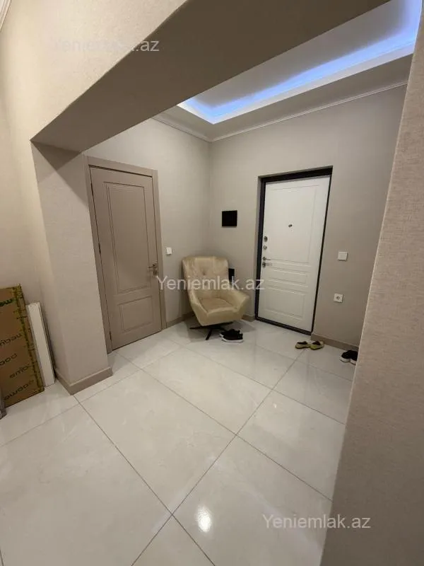 Satılır 2 otaqlı yeni tikili 61 m²