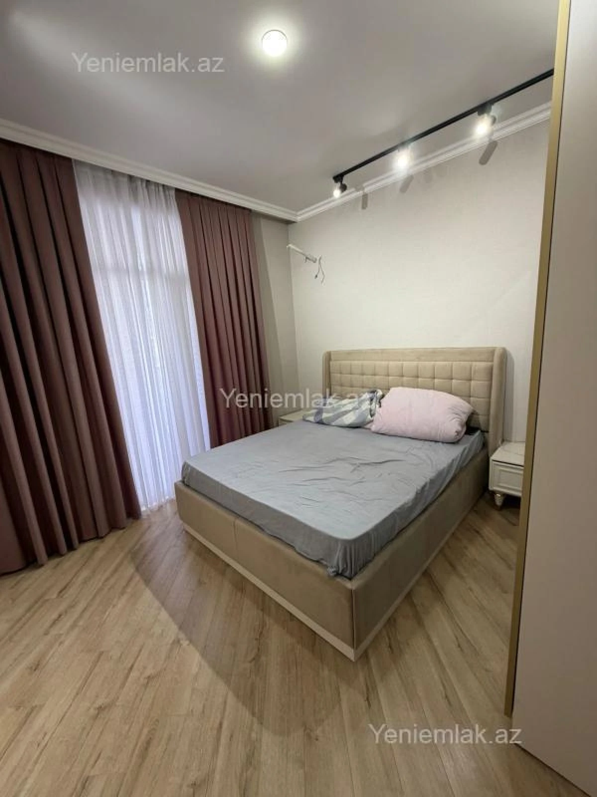 Satılır 2 otaqlı yeni tikili 61 m²