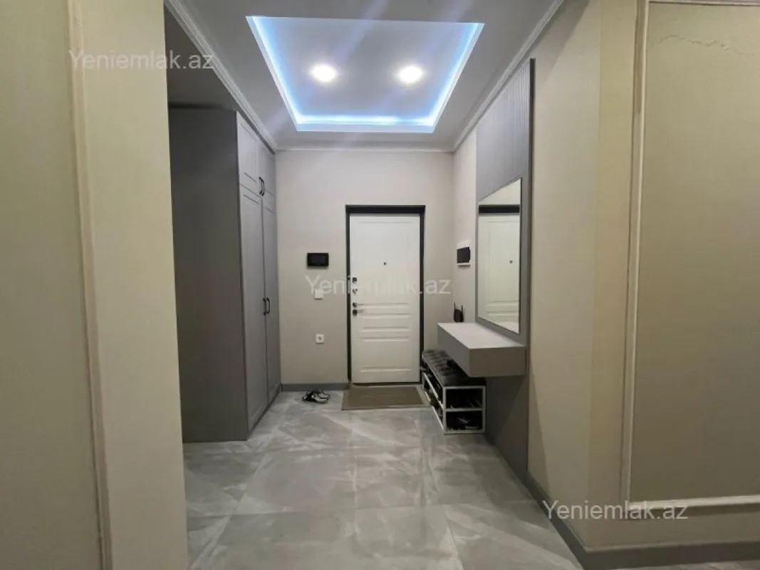 Satılır 2 otaqlı yeni tikili 61 m²