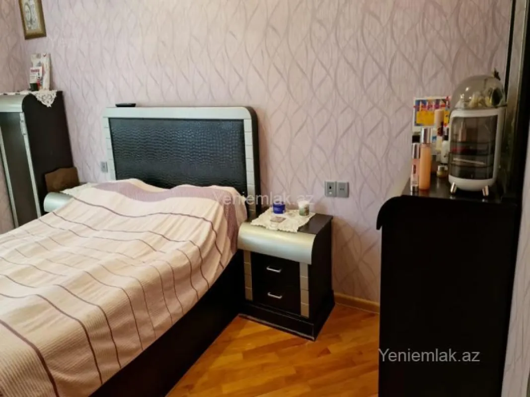 Satılır 3 otaqlı yeni tikili 90 m²