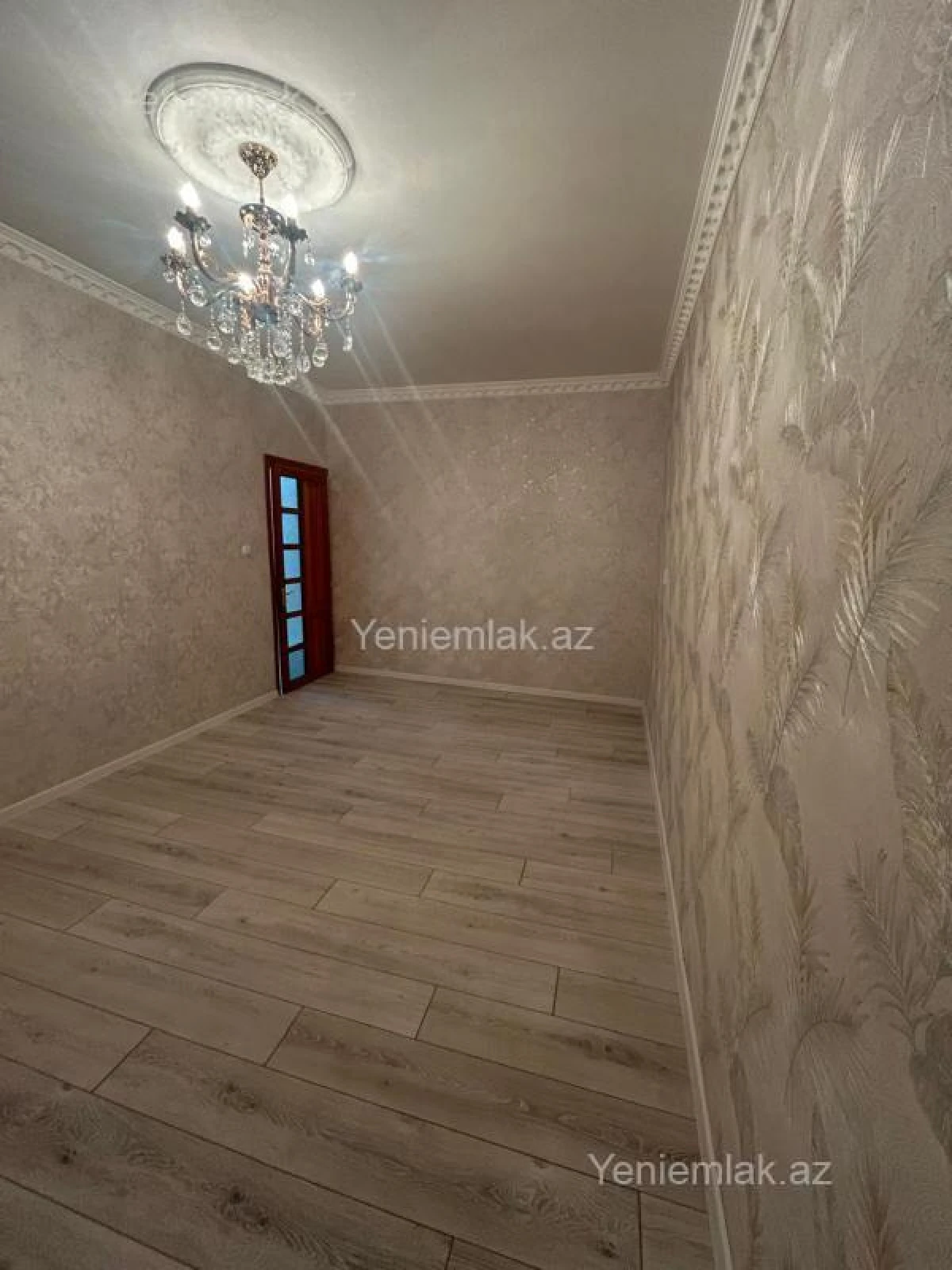 Satılır 3 otaqlı köhnə tikili 85 m²
