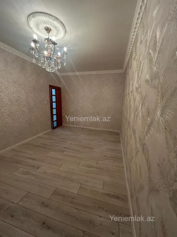 Satılır 3 otaqlı köhnə tikili 85 m²