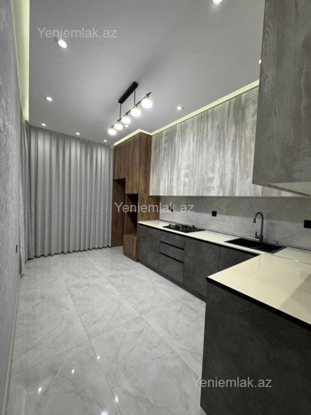 Satılır 2 otaqlı yeni tikili 86 m²