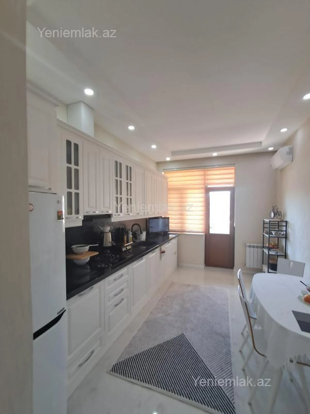 Satılır 3 otaqlı yeni tikili 100 m²