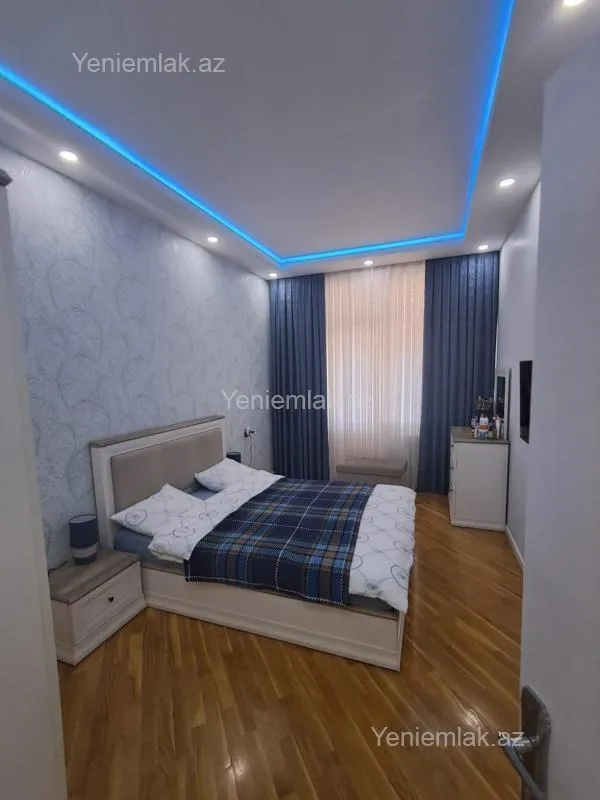 Satılır 3 otaqlı yeni tikili 100 m²