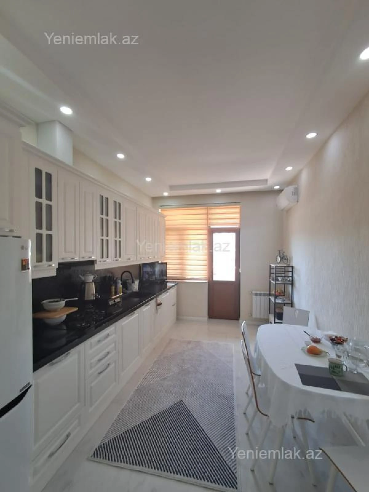 Satılır 3 otaqlı yeni tikili 100 m²