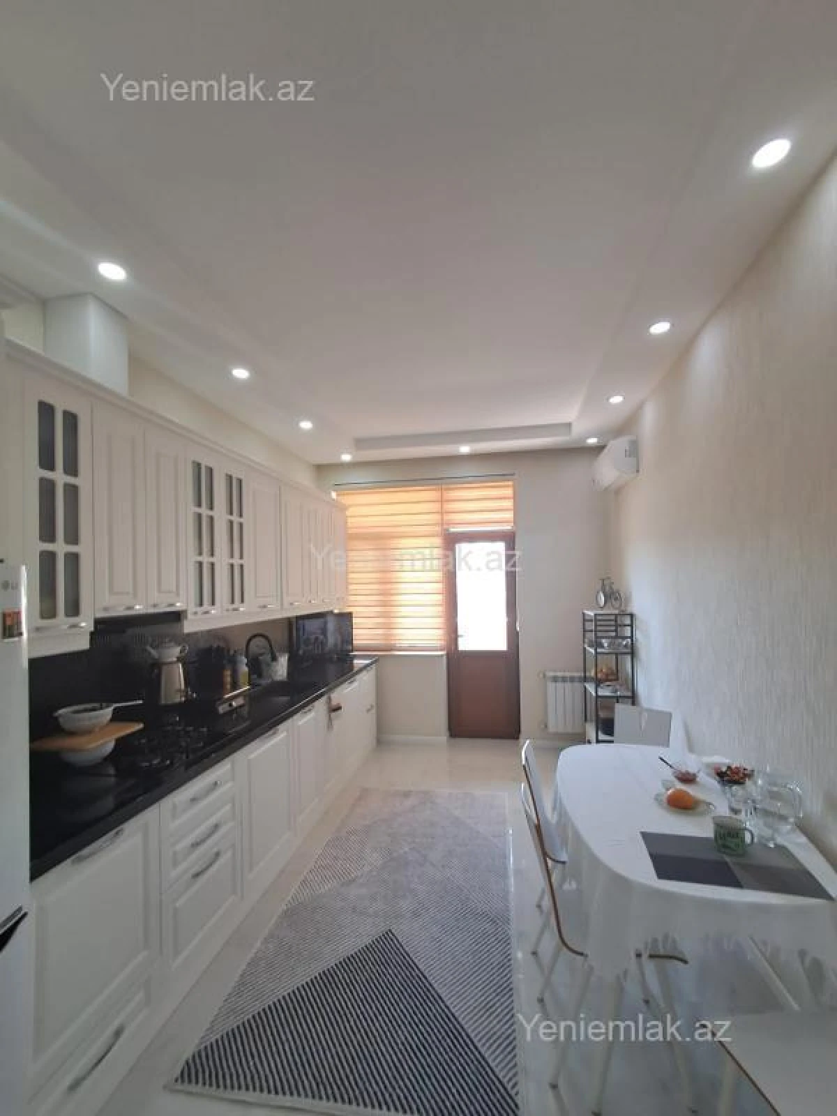 Satılır 3 otaqlı yeni tikili 100 m²