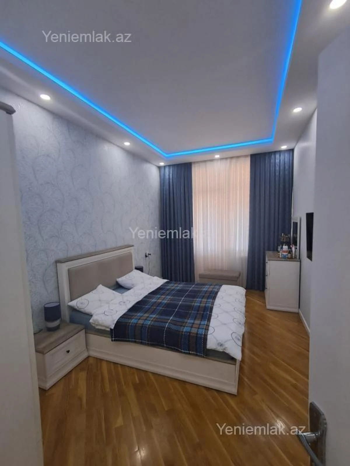 Satılır 3 otaqlı yeni tikili 100 m²