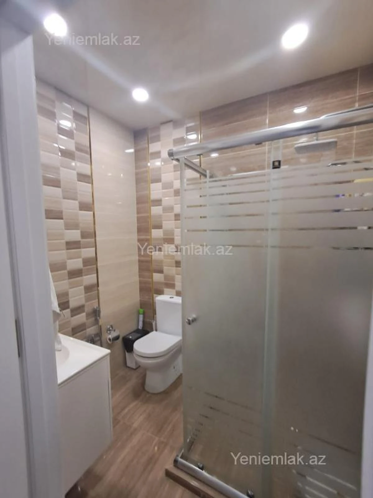 Satılır 3 otaqlı yeni tikili 100 m²