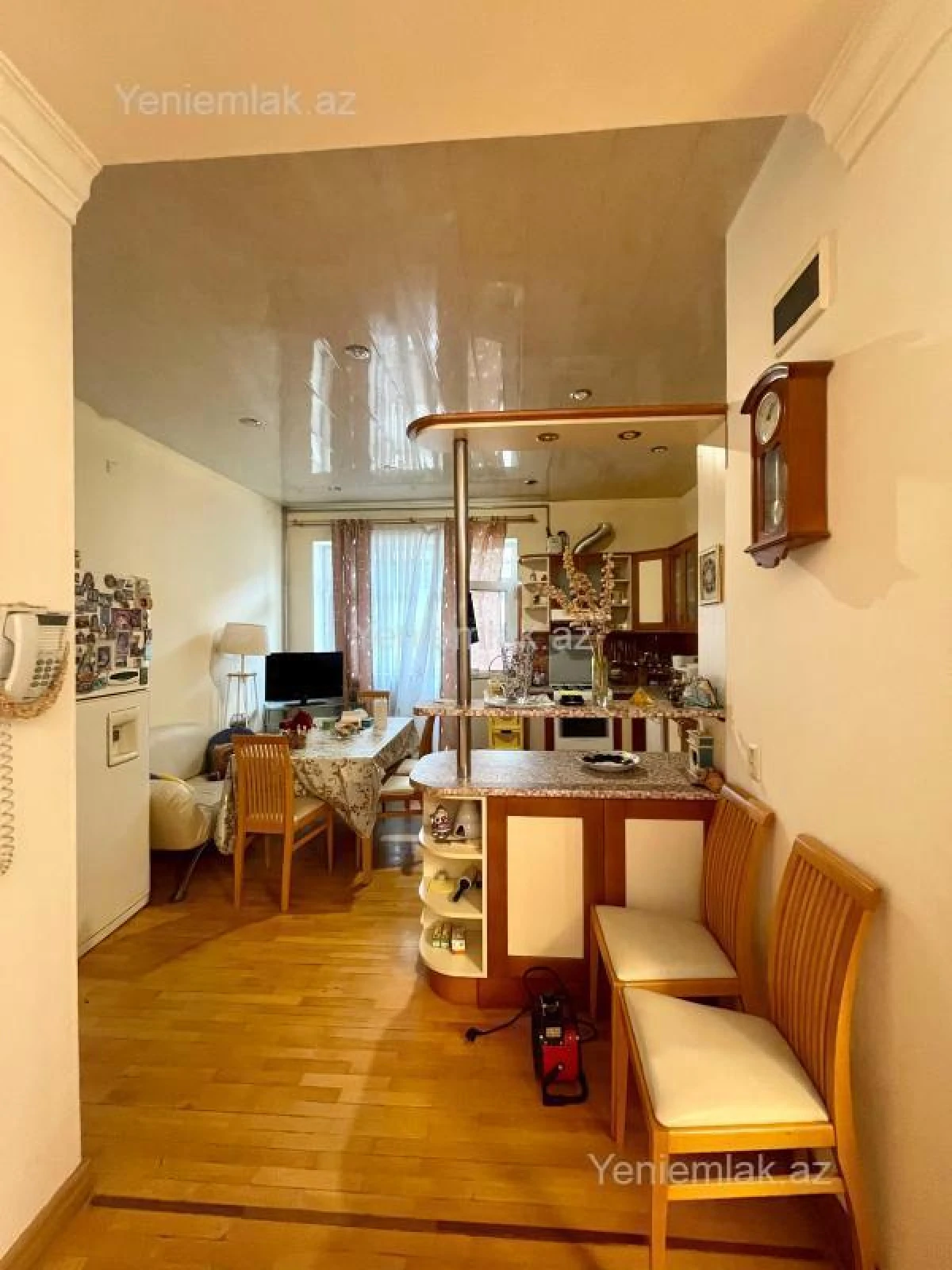 Satılır 2 otaqlı yeni tikili 220 m²